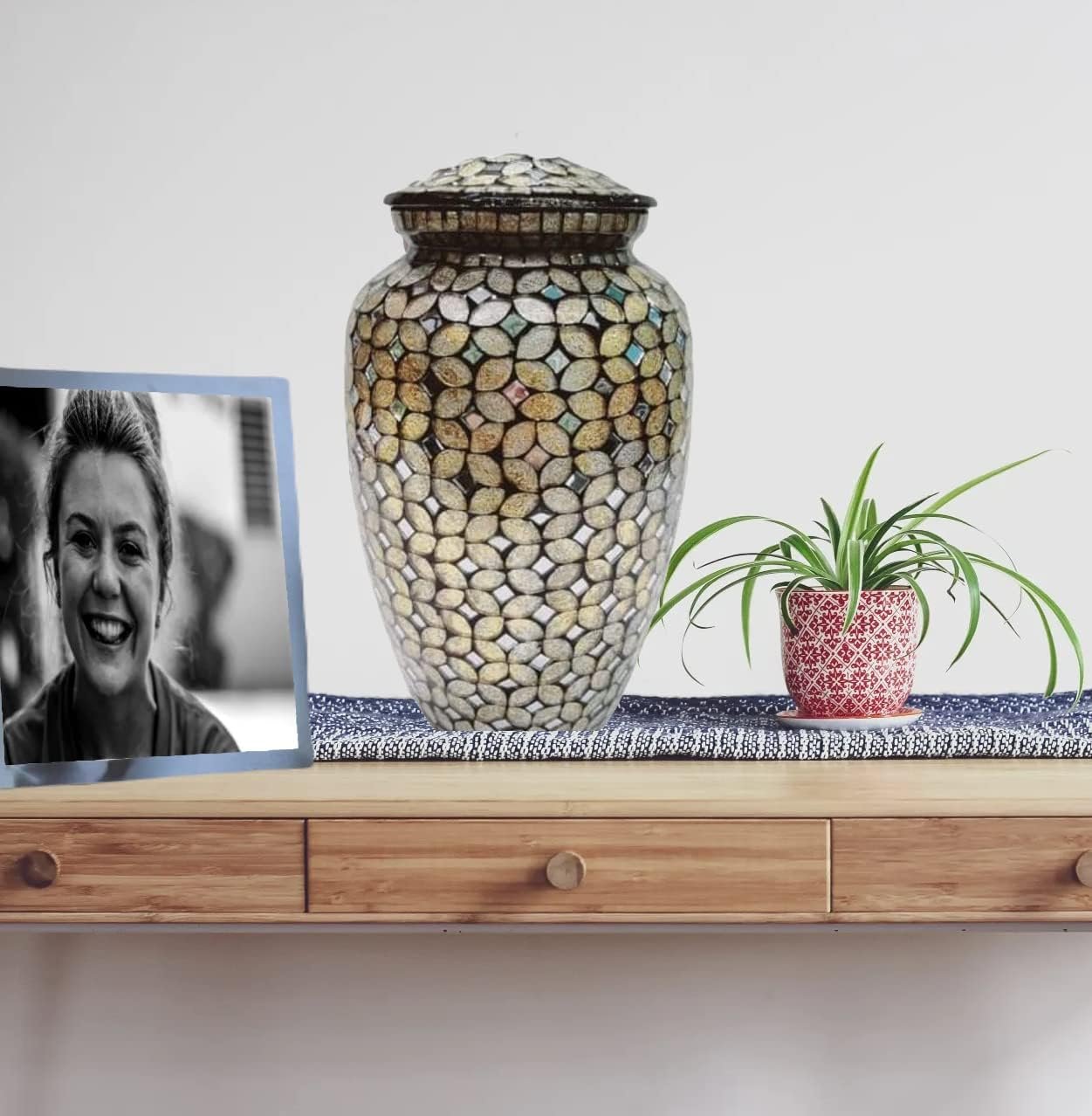 Urns